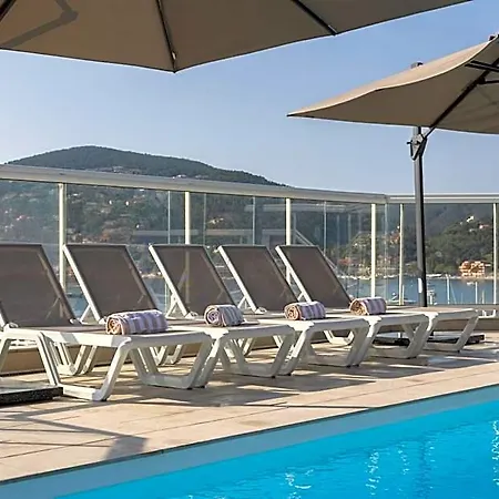 Hotel Riviera *